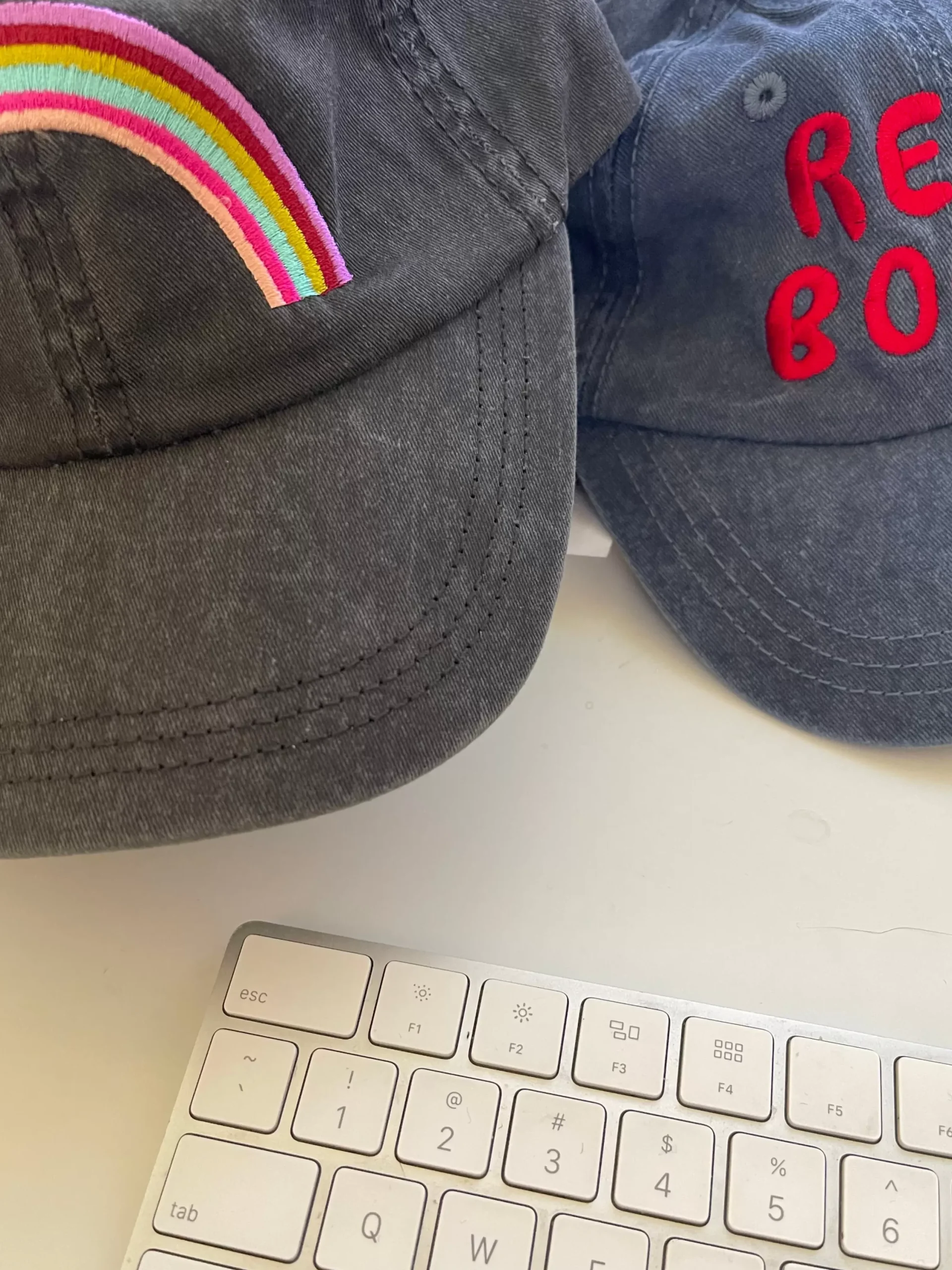 Sale Read Books Embroidered Baseball Cap Hats & Totes